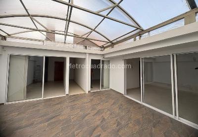 Casa de 5 alcobas en venta en El Batan Ii Sector, Bogotá, 256 m² · foto 18 de 20