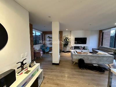 Casa de 3 alcobas en venta en Chuntame, Cajicá, 175 m² · foto 3 de 20