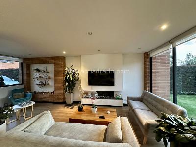 Casa de 3 alcobas en venta en Chuntame, Cajicá, 175 m² · foto 5 de 20