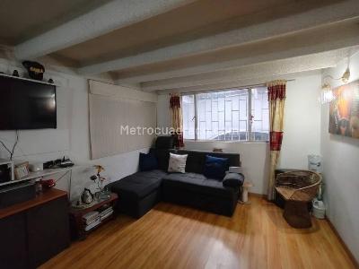 Casa de 5 alcobas en venta en Alamos Norte, Bogotá, 161 m² · foto 5 de 13
