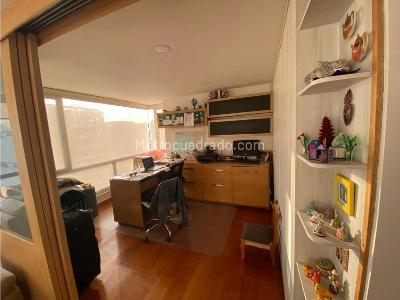 Apartamento de 3 alcobas en venta en Chico, Bogotá, 118 m² · foto 8 de 20