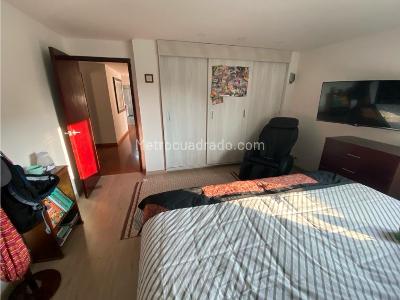 Apartamento de 3 alcobas en venta en Chico, Bogotá, 118 m² · foto 16 de 20
