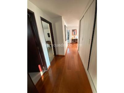 Apartamento de 3 alcobas en venta en Chico, Bogotá, 118 m² · foto 18 de 20