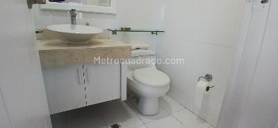 Apartaestudio en venta en Castillogrande, Cartagena, 70 m² · foto 3 de 17
