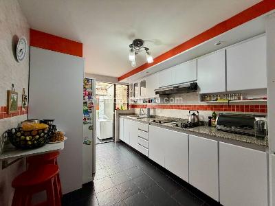 Casa en venta en Santa Barbara, Bogotá · foto 8 de 20