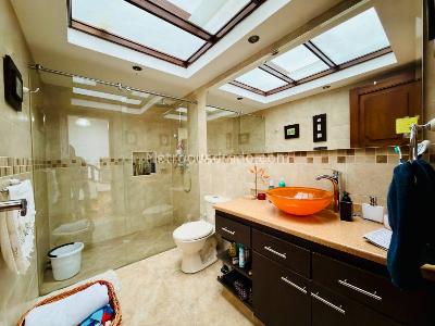 Casa en venta en Santa Barbara, Bogotá · foto 19 de 20