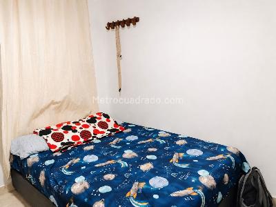 Casa de 5 alcobas en venta en Topacio, Ibagué, 216 m² · foto 12 de 17