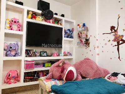 Casa de 5 alcobas en venta en Topacio, Ibagué, 216 m² · foto 14 de 17