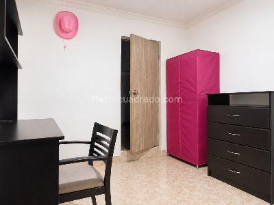 Casa de 5 alcobas en venta en Topacio, Ibagué, 216 m² · foto 16 de 17