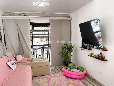 Casa de 5 alcobas en venta en Topacio, Ibagué, 216 m² · foto 2 de 17
