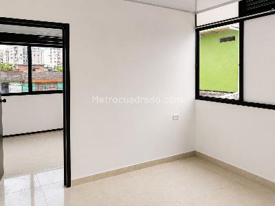 Casa de 5 alcobas en venta en Topacio, Ibagué, 216 m² · foto 8 de 17