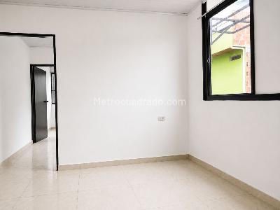 Casa de 5 alcobas en venta en Topacio, Ibagué, 216 m² · foto 9 de 17