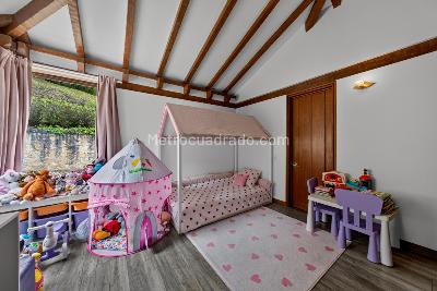 Casa de 3 alcobas en venta en Encenillos De Sindamanoy, Chía, 218 m² · foto 14 de 19