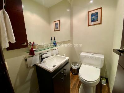 Apartamento de 2 alcobas en venta en Chico Reservado, Bogotá, 151 m² · foto 11 de 20