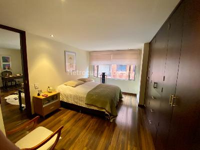 Apartamento de 2 alcobas en venta en Chico Reservado, Bogotá, 151 m² · foto 14 de 20