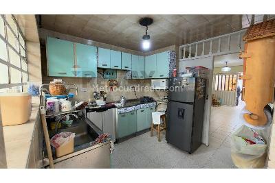 Casa de 4 alcobas en venta en Modelo Norte, Bogotá, 230 m² · foto 4 de 13