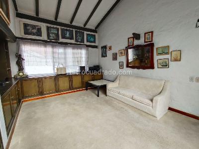 Casa de 3 alcobas en venta en Lindaraja, Bogotá, 365 m² · foto 9 de 20