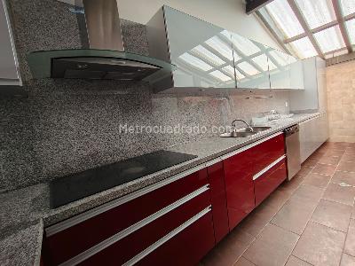 Casa de 3 alcobas en venta en Lindaraja, Bogotá, 365 m² · foto 10 de 20