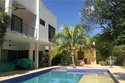 Casa de 4 alcobas en venta en Pacoli, Girardot, 244 m² · foto 4 de 18