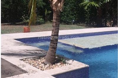 Casa de 4 alcobas en venta en Pacoli, Girardot, 244 m² · foto 5 de 18