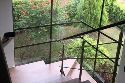 Casa de 4 alcobas en venta en Pacoli, Girardot, 244 m² · foto 17 de 18