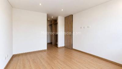 Apartamento en venta en San Jose De Bavaria, Bogotá · foto 3 de 14