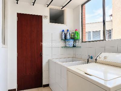 Apartamento de 3 alcobas en venta en Torres De La Calleja, Ibagué, 90 m² · foto 12 de 19
