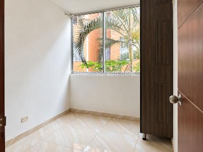 Apartamento de 3 alcobas en venta en Ciudadela, Ibagué, 39 m² · foto 9 de 14