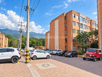 Apartamento de 3 alcobas en venta en Ciudadela, Ibagué, 39 m² · foto 3 de 14