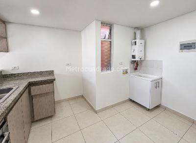 Apartamento de 2 alcobas en venta en Misterio, Cajicá, 57 m² · foto 4 de 10