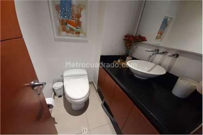 Apartamento de 5 alcobas en venta en Chapinero Alto, Bogotá, 207 m² · foto 6 de 13
