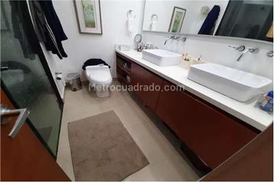 Apartamento de 5 alcobas en venta en Chapinero Alto, Bogotá, 207 m² · foto 8 de 13