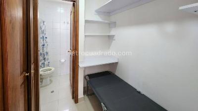 Apartamento de 3 alcobas en venta en Santa Barbara Occidental, Bogotá, 140 m² · foto 11 de 15