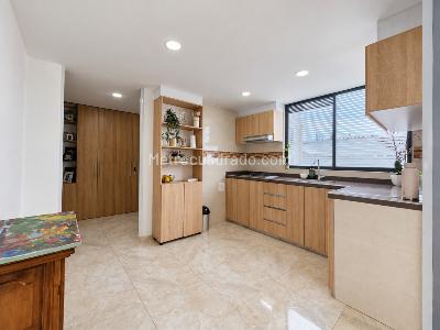 Casa en venta en Santa Lucia, Chía · foto 2 de 18