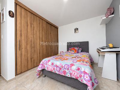 Casa en venta en Santa Lucia, Chía · foto 3 de 18