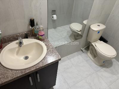 Casa de 5 alcobas en venta en Los Pinos, Bucaramanga, 195 m² · foto 5 de 18