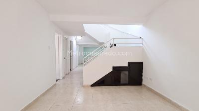 Casa de 3 alcobas en venta en Barzal Alto Y Bajo, Villavicencio, 200 m² · foto 5 de 9