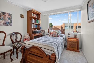 Apartamento de 3 alcobas en venta en La Esperanza Modelia, Bogotá, 99 m² · foto 8 de 15