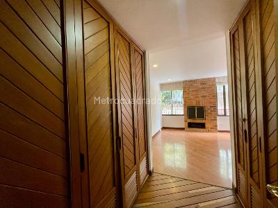 Apartamento de 2 alcobas en venta en Chico Alto, Bogotá, 88 m² · foto 12 de 20
