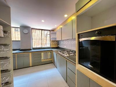 Apartamento de 2 alcobas en venta en Chico Alto, Bogotá, 88 m² · foto 6 de 20
