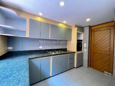 Apartamento de 2 alcobas en venta en Chico Alto, Bogotá, 88 m² · foto 9 de 20