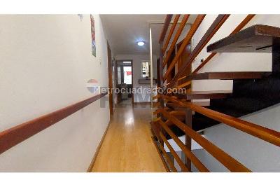 Casa de 5 alcobas en venta en El Recuerdo, Bogotá, 200 m² · foto 10 de 20