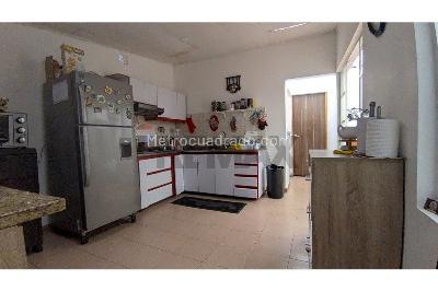 Casa de 5 alcobas en venta en El Recuerdo, Bogotá, 200 m² · foto 12 de 20