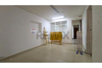 Casa de 5 alcobas en venta en El Recuerdo, Bogotá, 200 m² · foto 4 de 20