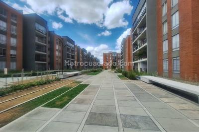 Apartamento de 3 alcobas en venta en Conjunto Modigliani Club Residencial, Cajicá, 99 m² · foto 2 de 20