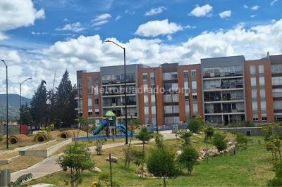 Apartamento de 3 alcobas en venta en Conjunto Modigliani Club Residencial, Cajicá, 99 m² · foto 3 de 20