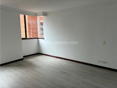 Apartamento en venta en Country Club, Bogotá · foto 4 de 20