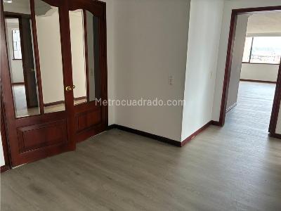 Apartamento en venta en Country Club, Bogotá · foto 8 de 20