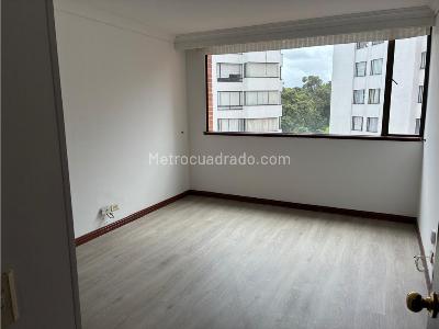 Apartamento en venta en Country Club, Bogotá · foto 9 de 20