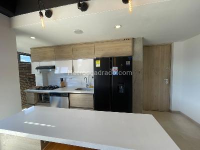 Apartamento de 3 alcobas en venta en El Velodromo, Medellín, 150 m² · foto 4 de 20